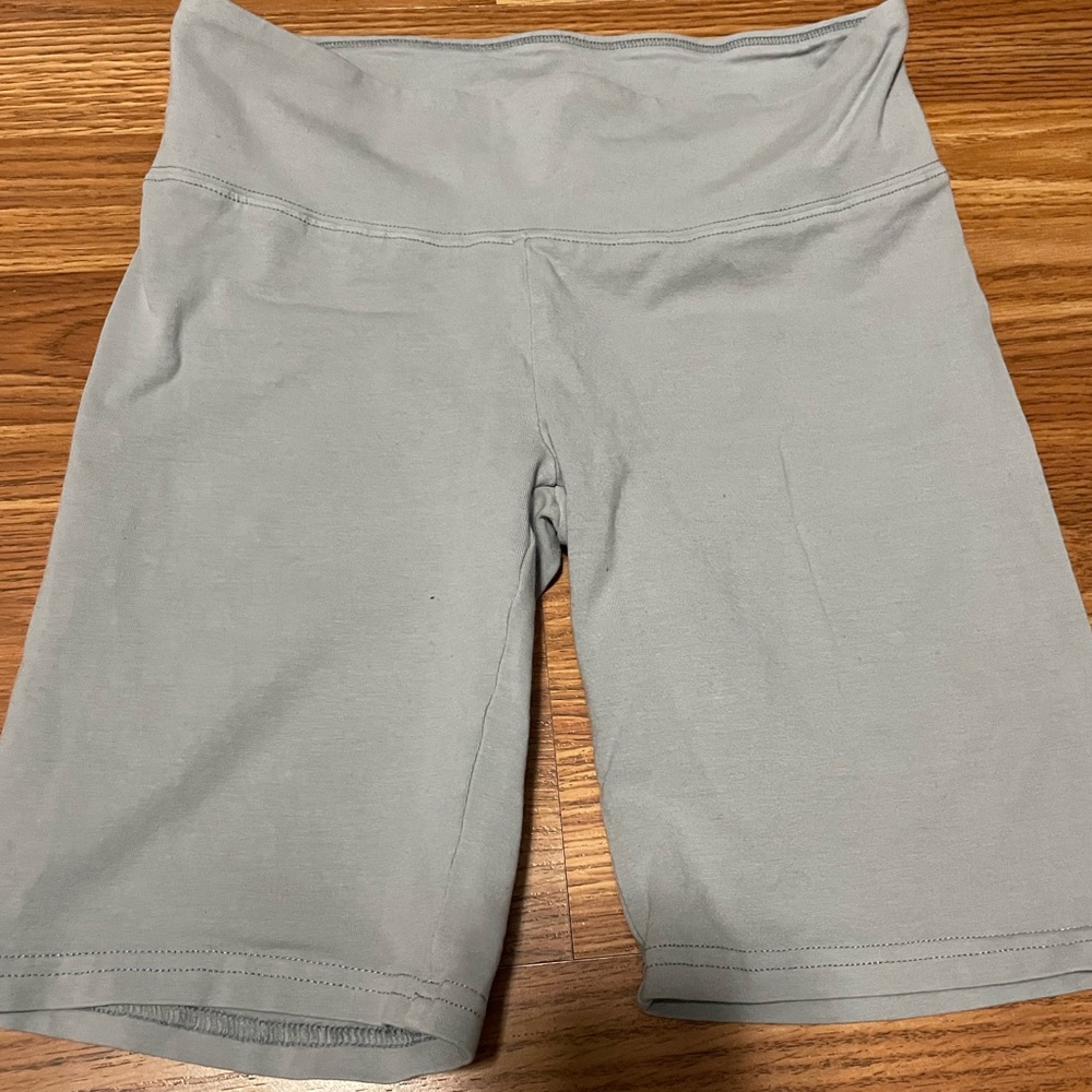 ARITZIA| TNA XS Biker Short